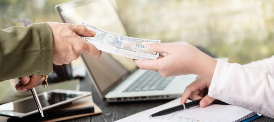 The Pros and Cons of Different Types of Small Business Loans